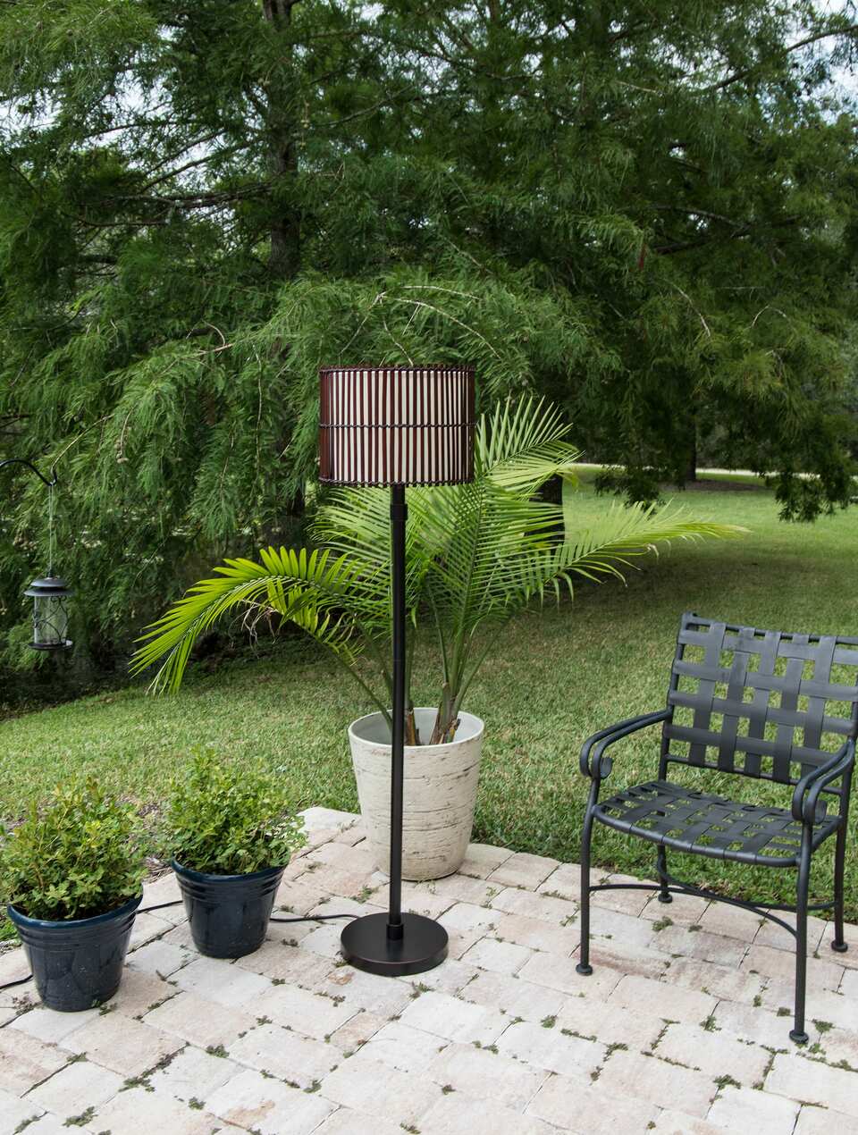 Outdoor Lamps and Rugs