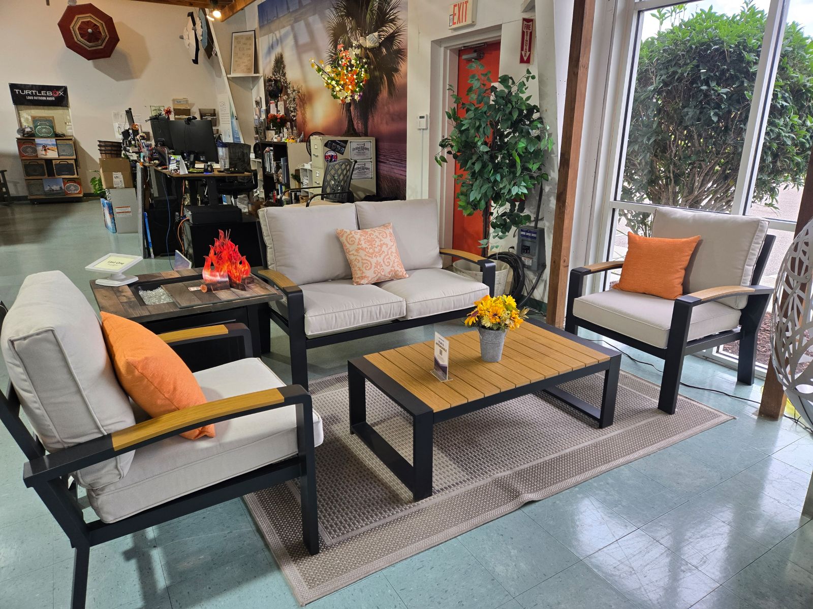 Bruges Loveseat Seating Group | Wando
