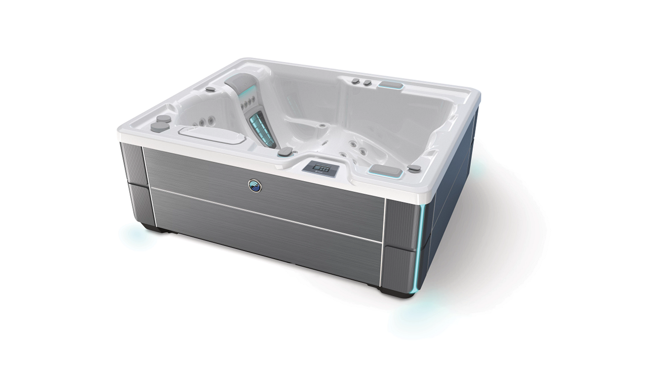 Hot Spring - Highlife - Jetsetter