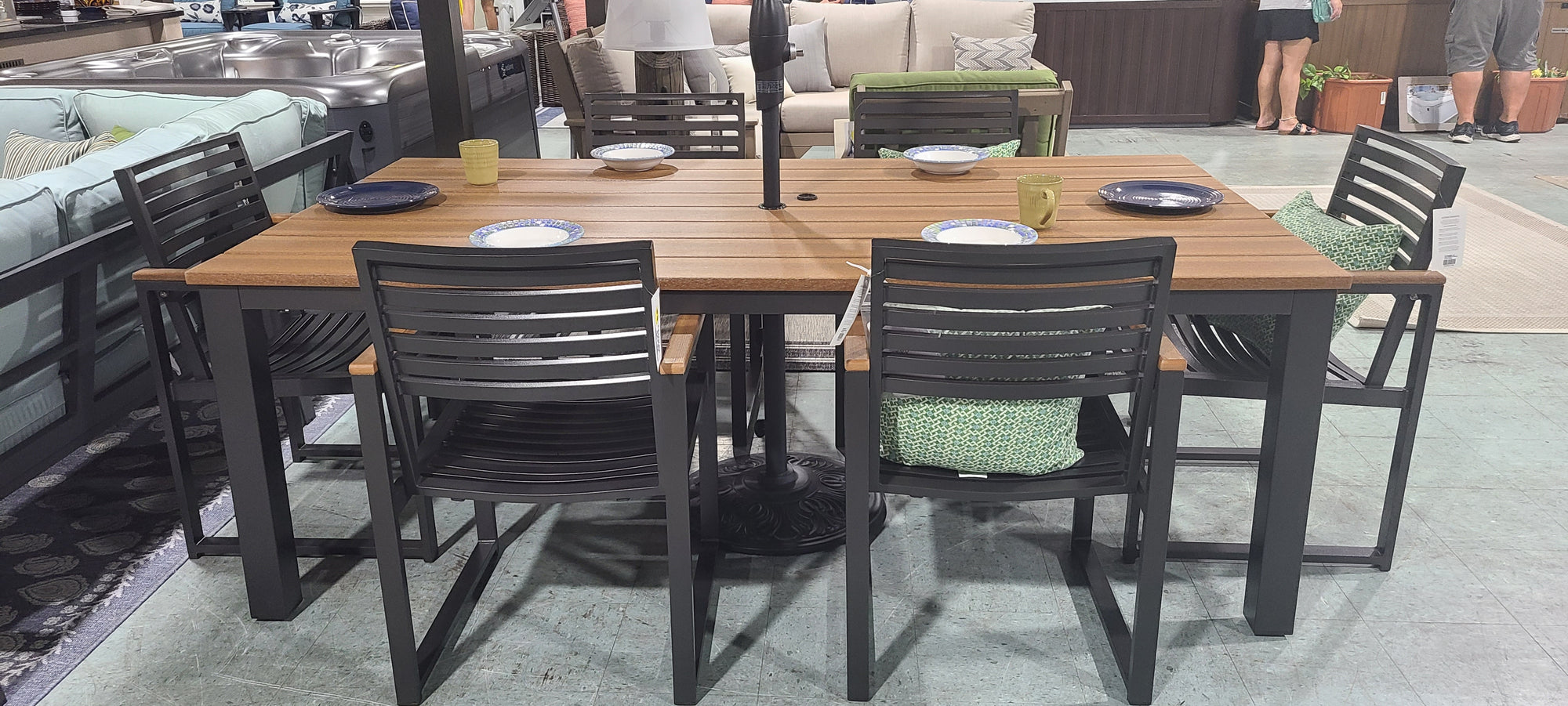 Mixon Dining Collection