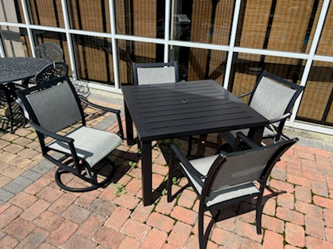 Sherwood Dining Collection